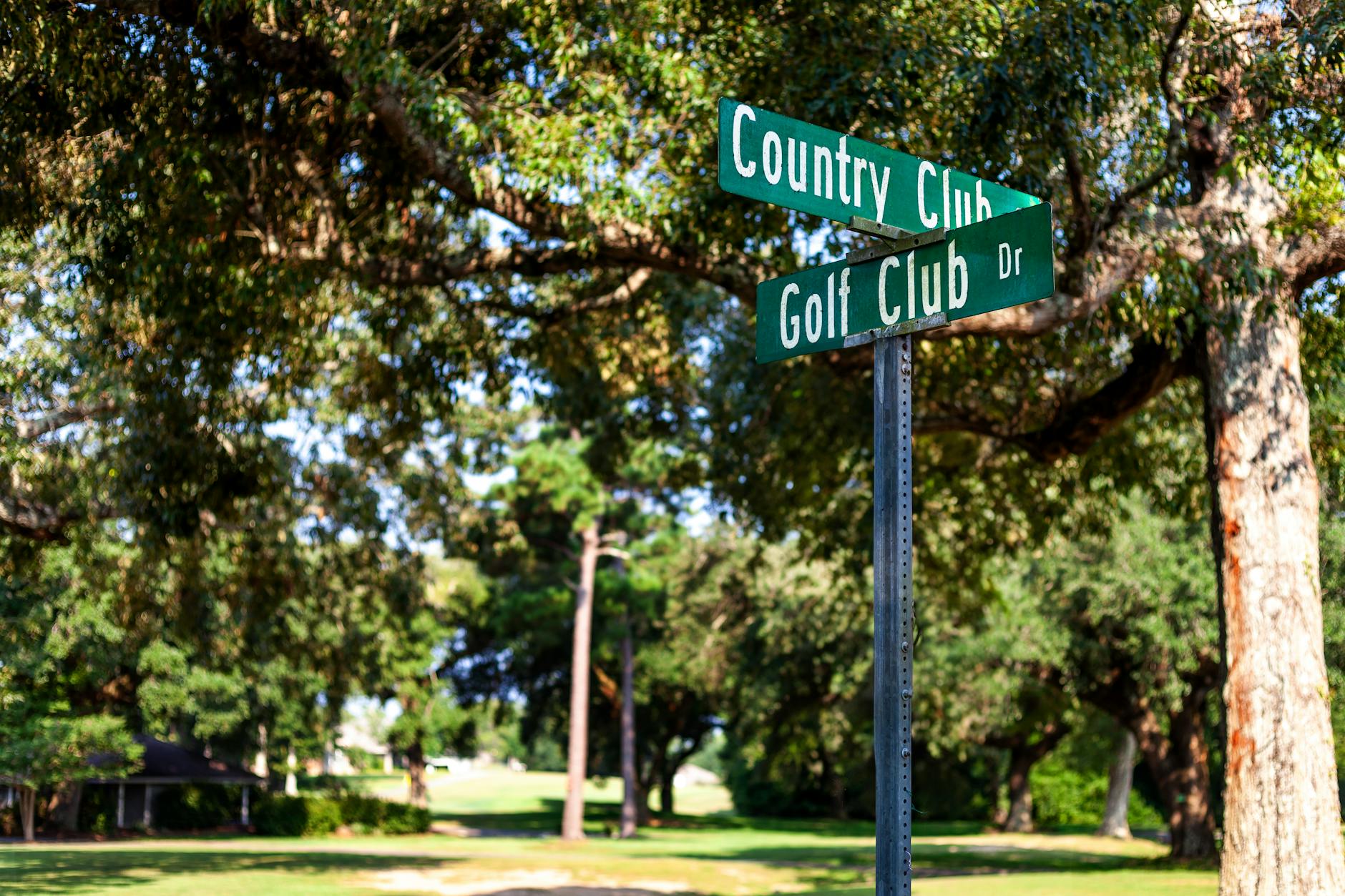 Country Club Sign