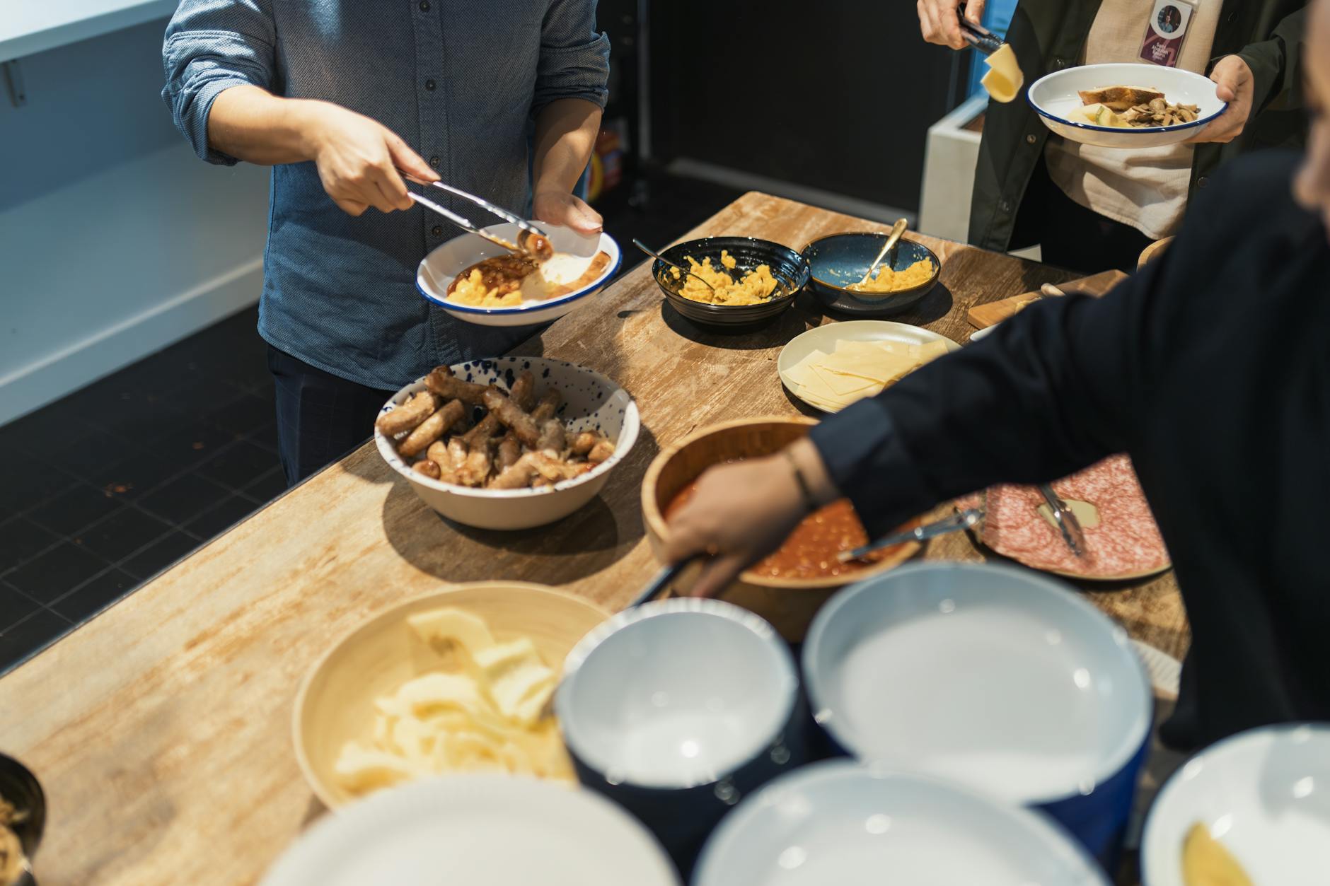 Food Hoarding Buffet