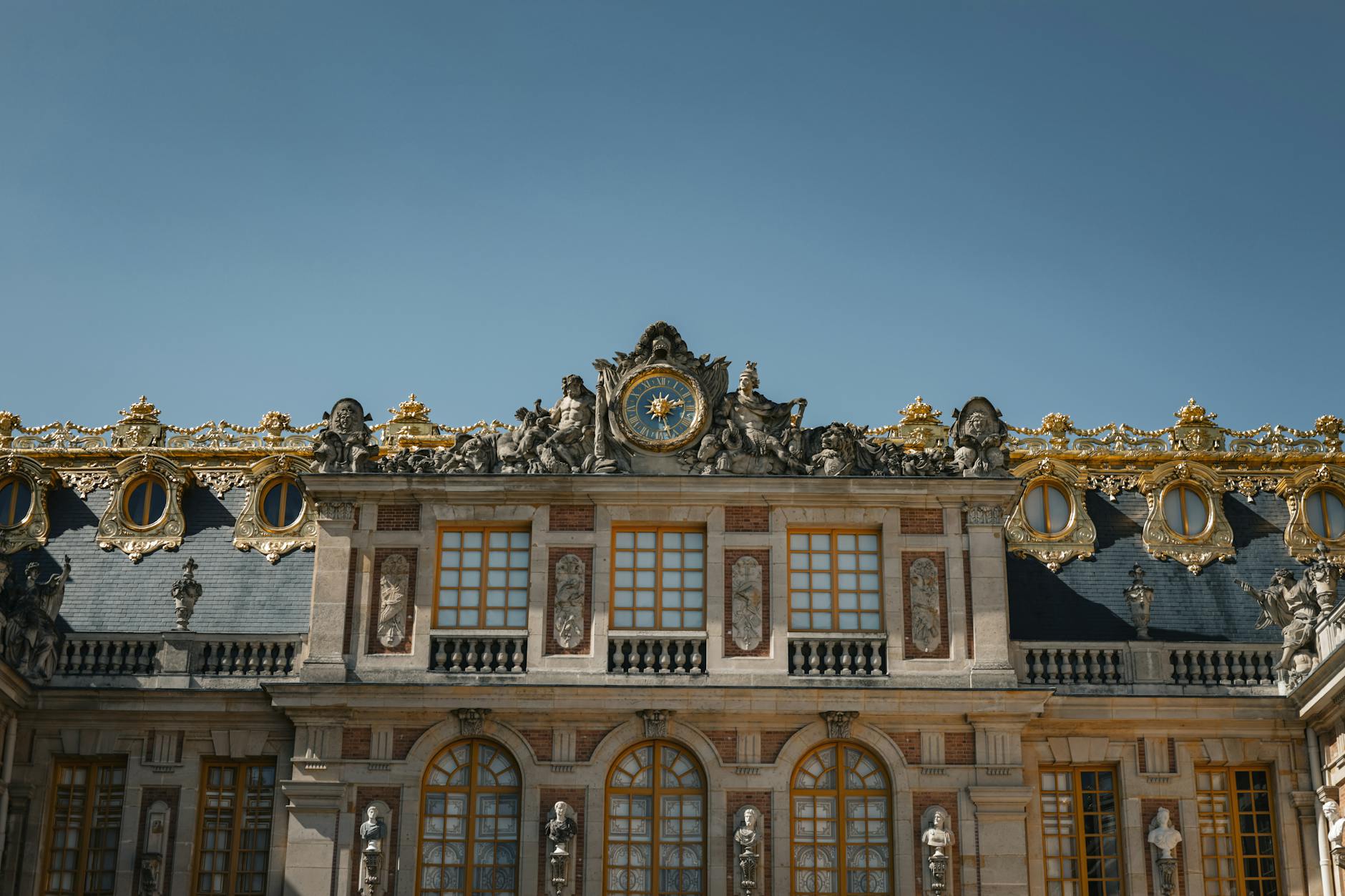 Versailles House