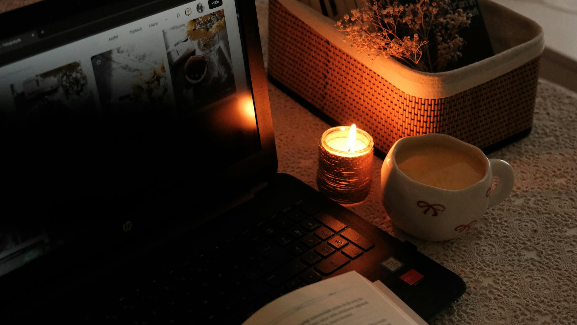 Cortisol Scented Candle