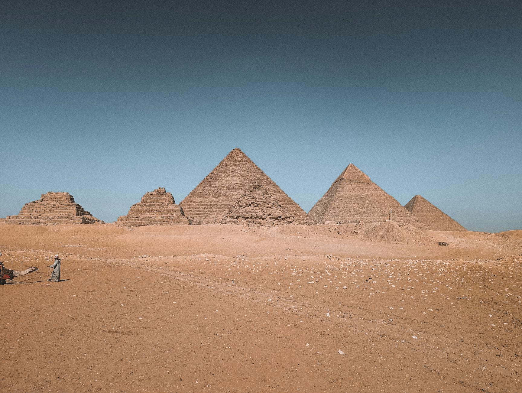 Pyramids Of Giza Landmark