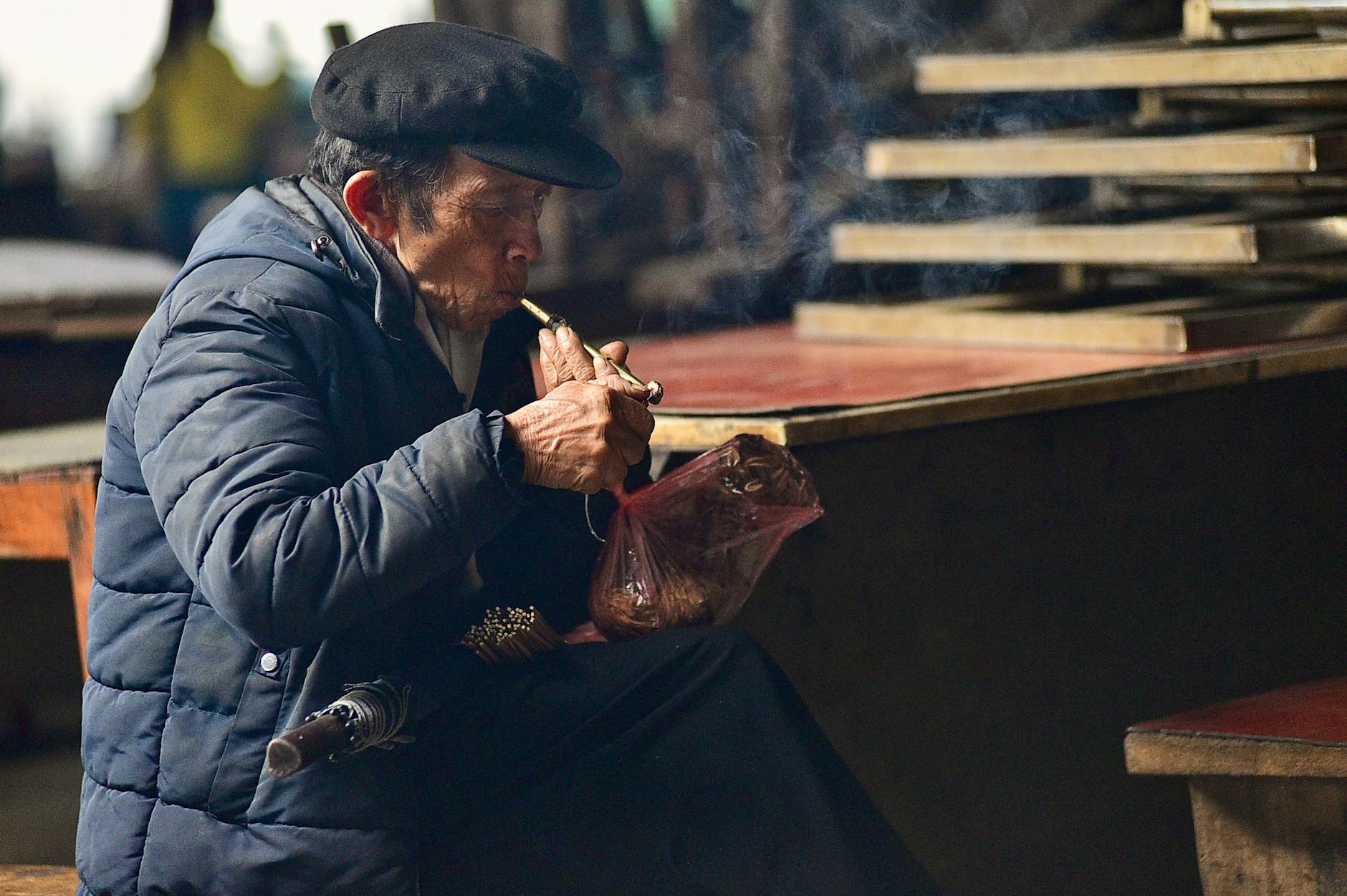 No Smoking Historical Monument