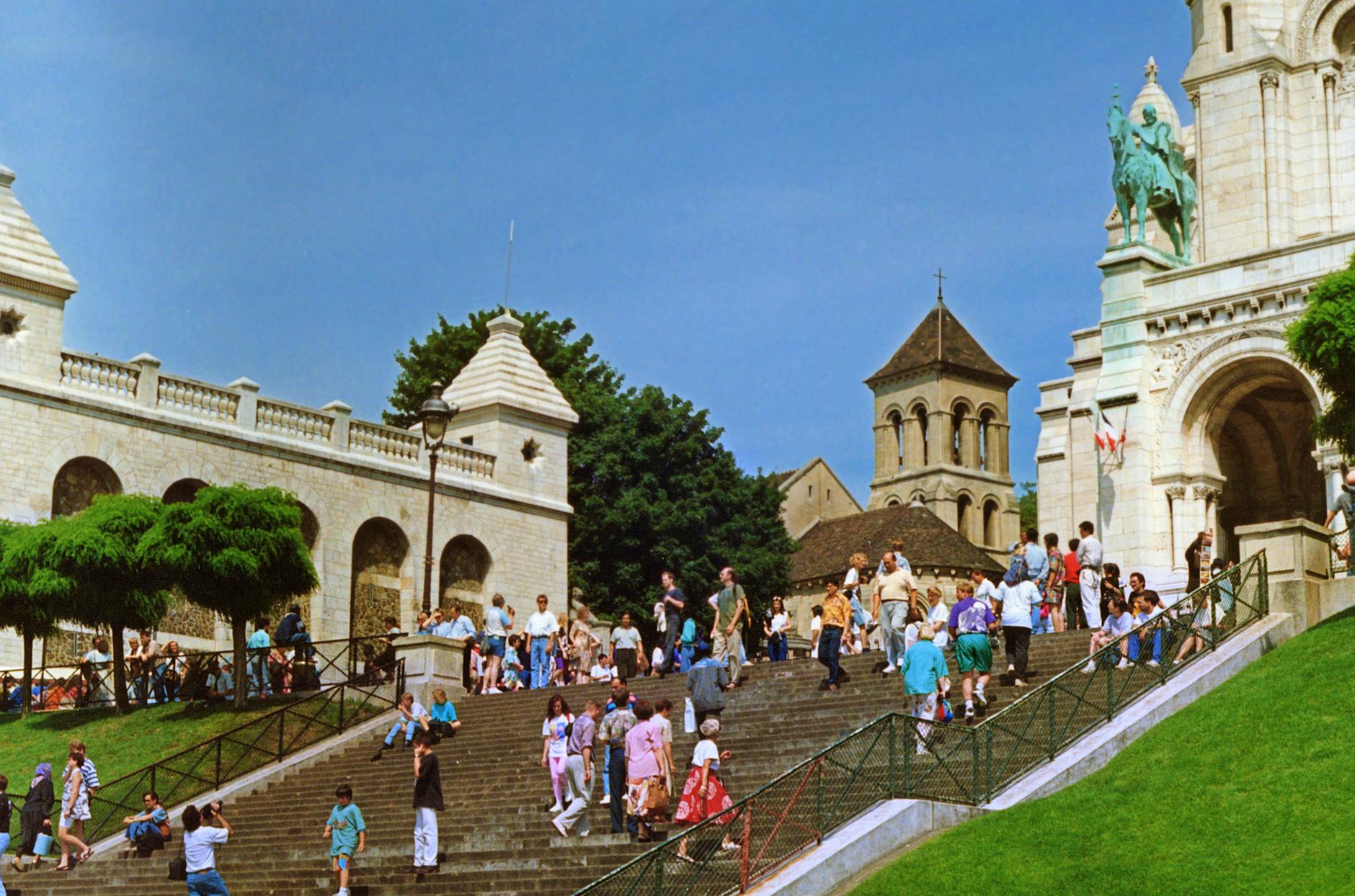 Visitors Historical Monument