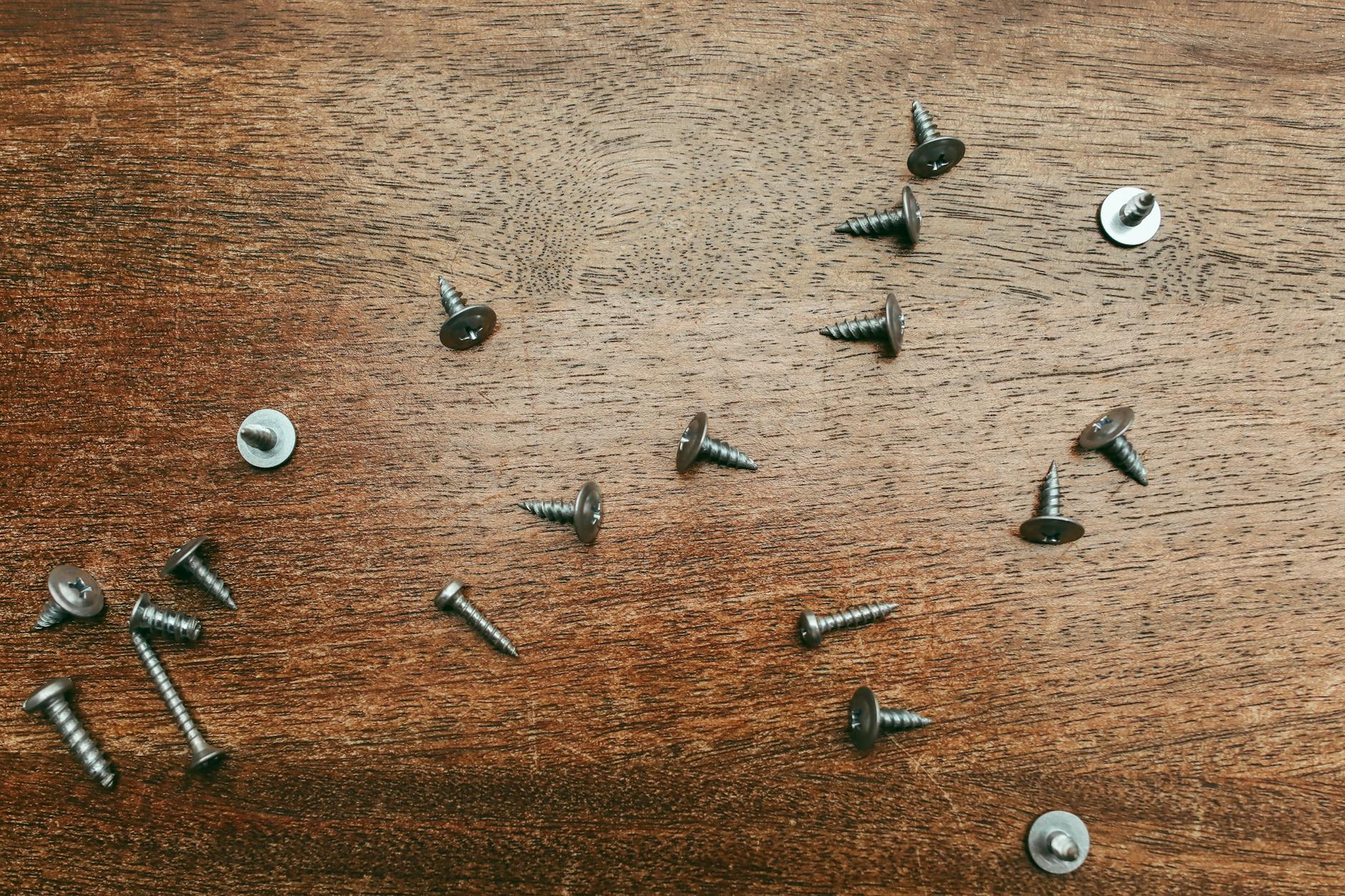 Wood Screws Items