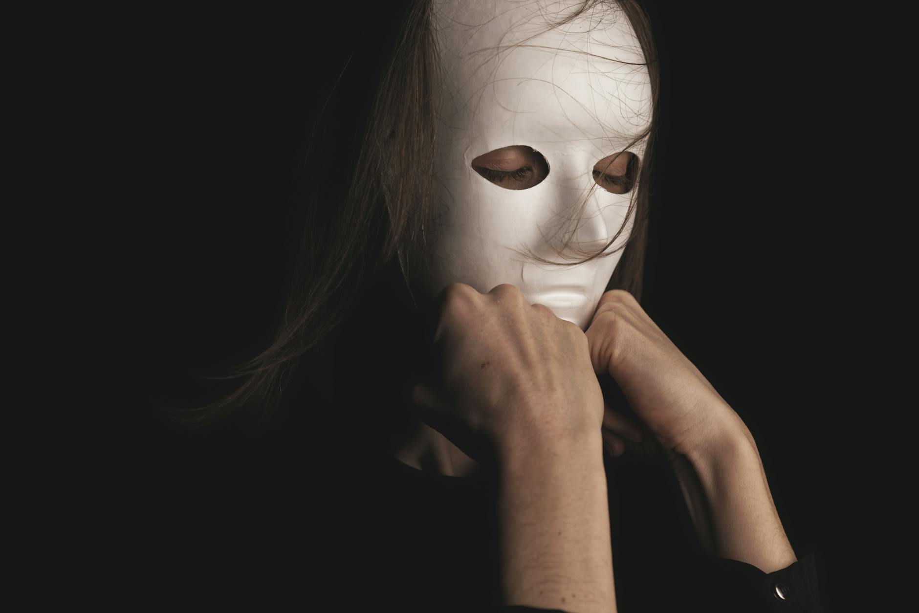 Emotional Performance Mask