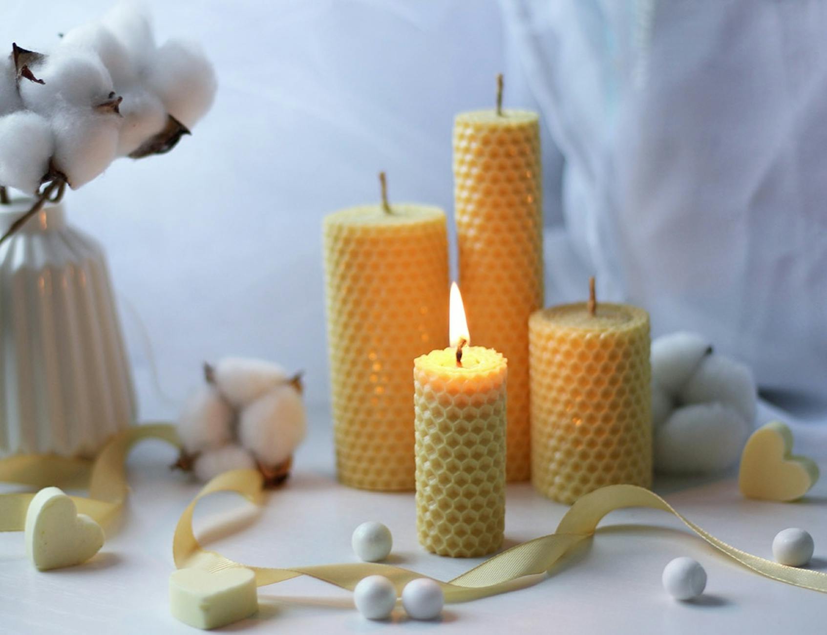 Beeswax Scented Candle