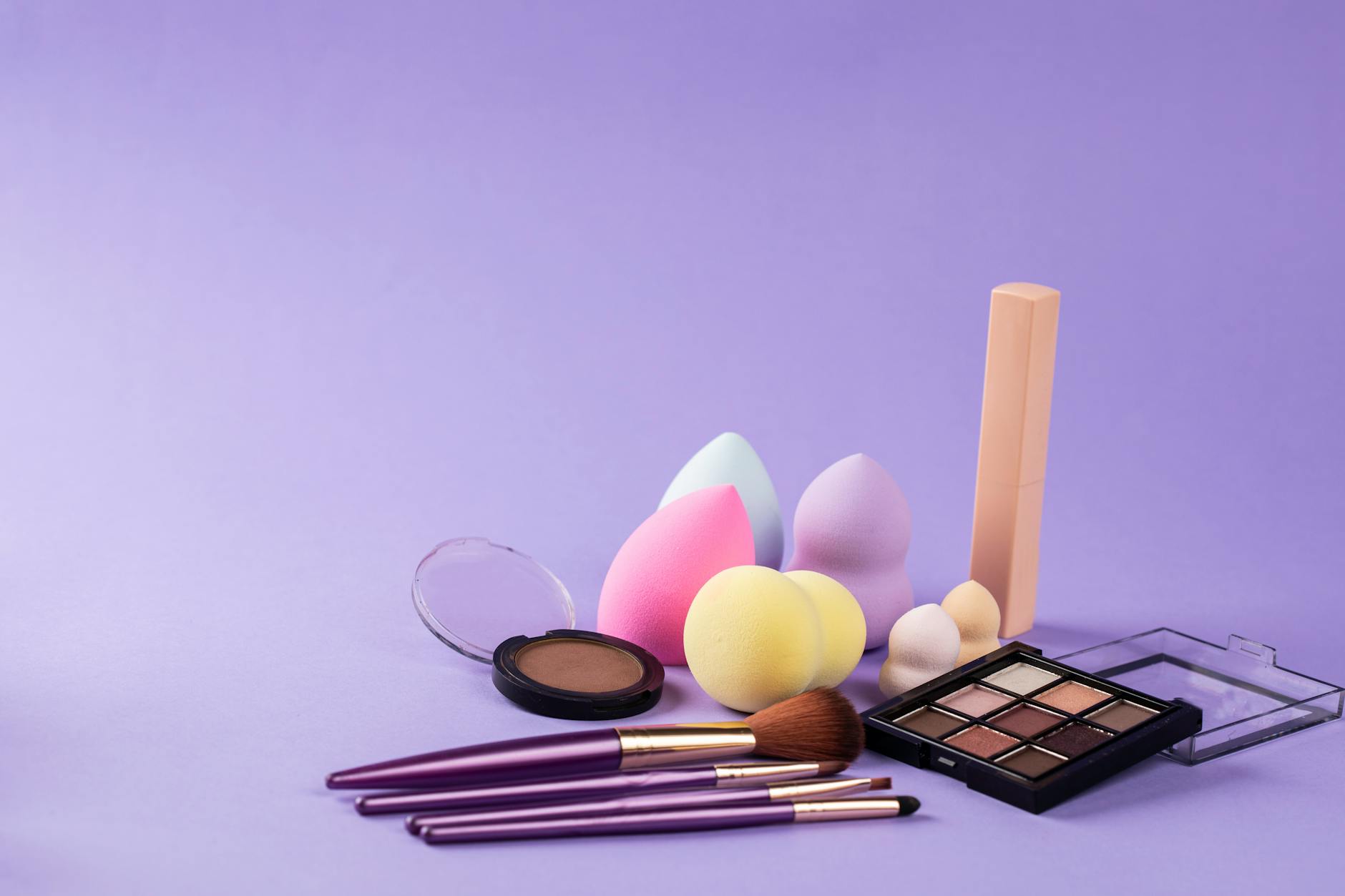 Beauty Blenders And Makeup Sponges