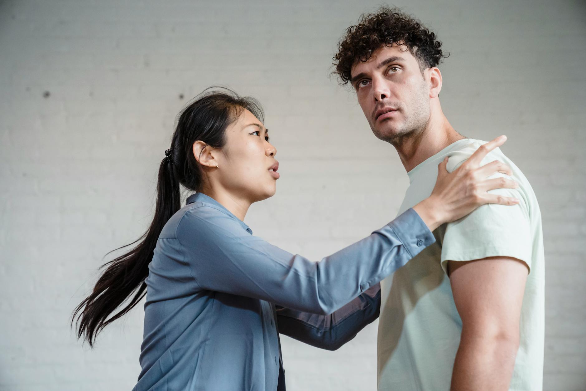 Conflicting Body Language