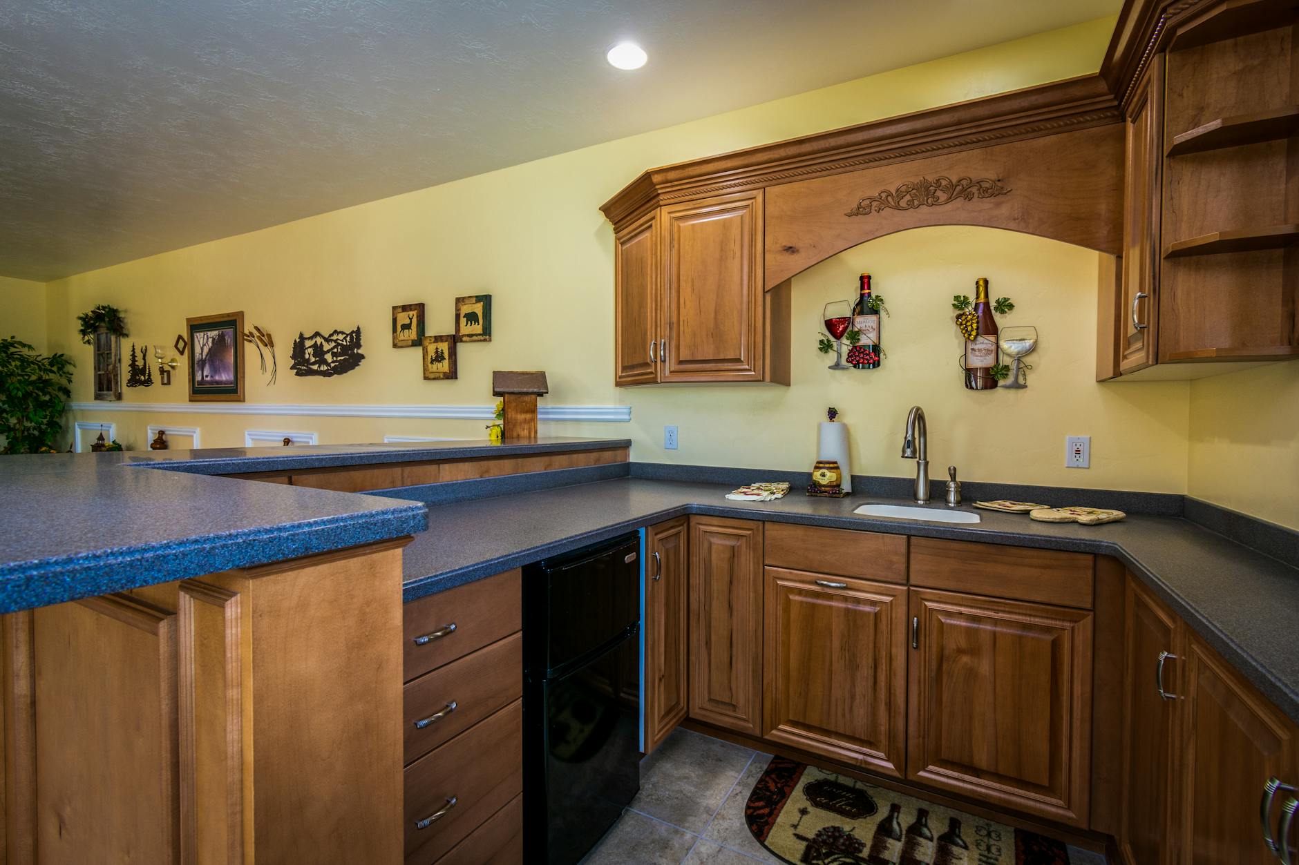 Warm Storage Kitchen