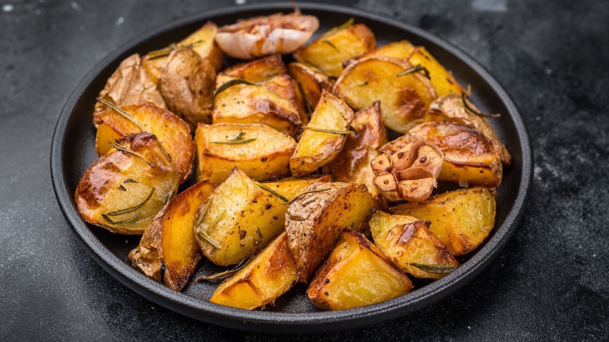 Here Is the One Ingredient That Makes Your Roasted Potatoes Perfectly Crispy