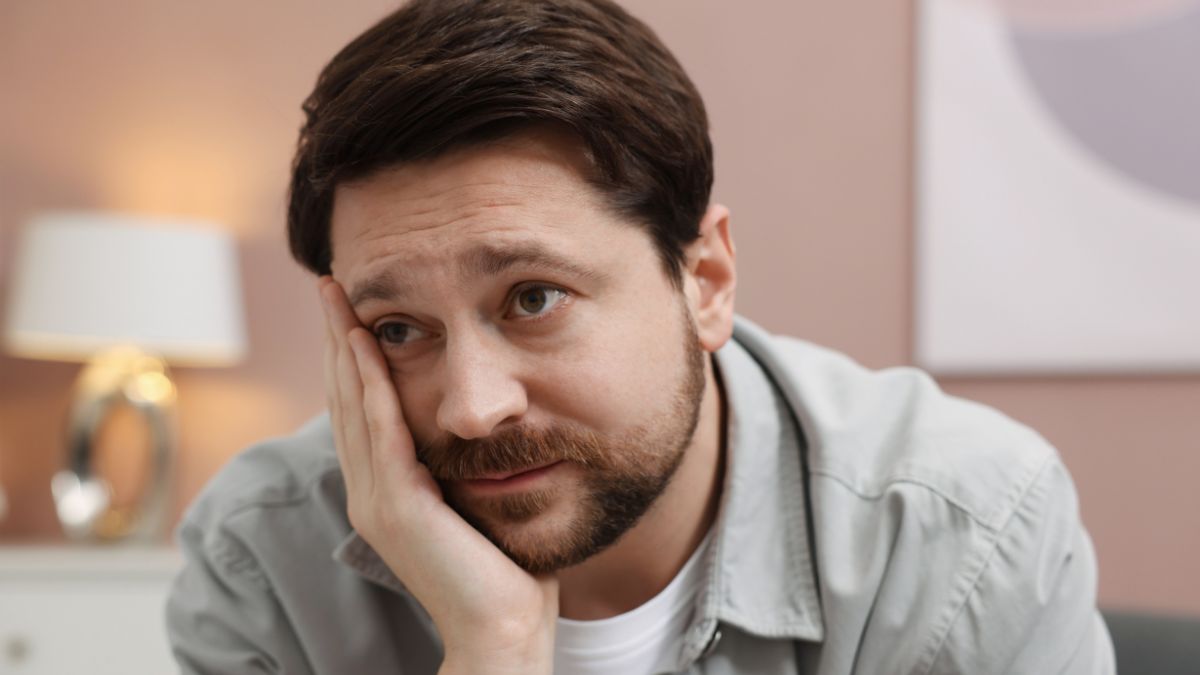 Everyday Habits That Therapists Say Are Ruining Your Happiness