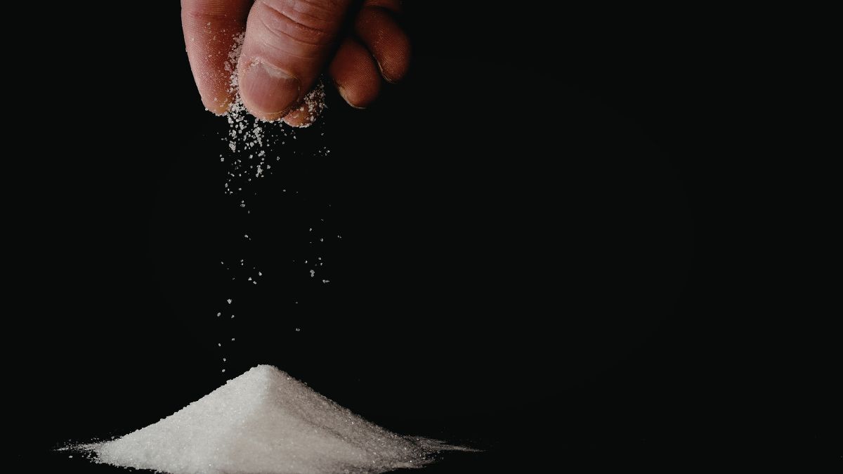 What Happens to Your Body When You Add a Pinch of Salt to Your Morning Water