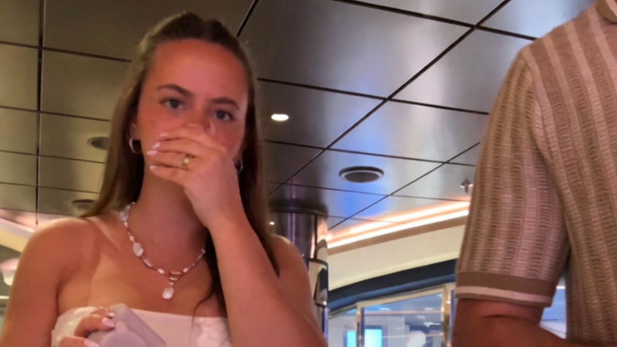 An Influencer Asked a Stranger to Take Her Photo and the Woman Called Her Chubby: “If This Is Chubby, Then I’m Hot”