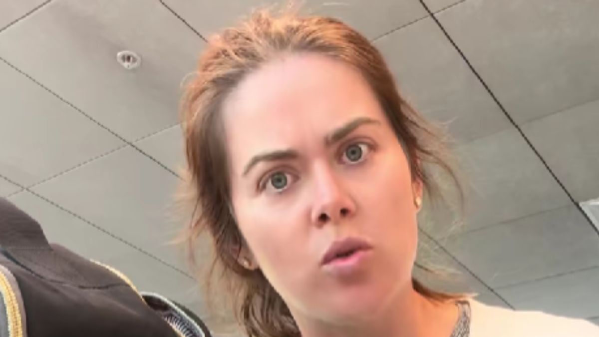 Airport Security Stops Traveler Over Pickleball Paddle Mistaken for Weapon