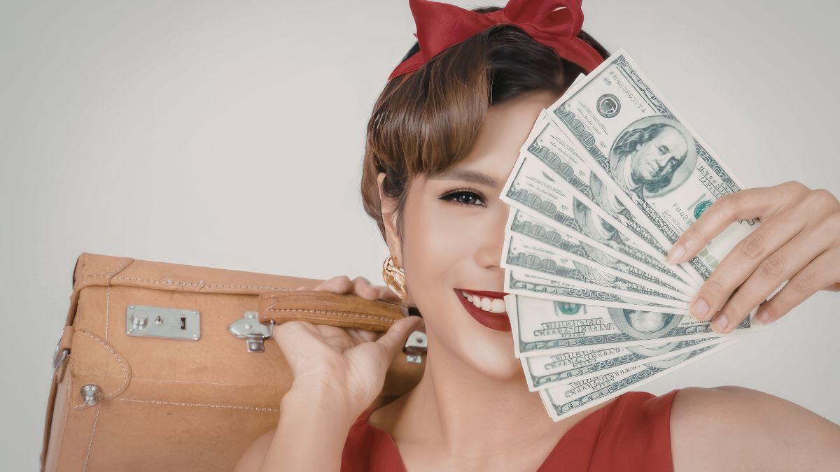 Woman Becomes “Richest Person in the World” With 100,000 Times More Wealth Than Elon Musk