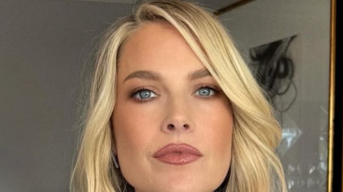 Ali Larter’s Cutout Black Giorgio Armani Gown Is Timeless Red Carpet Perfection