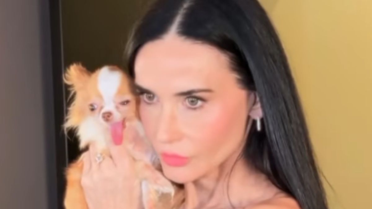 Demi Moore’s Peplum‑Forward Denim Ensemble With XXL Hair Is a Must‑Try Wardrobe Moment