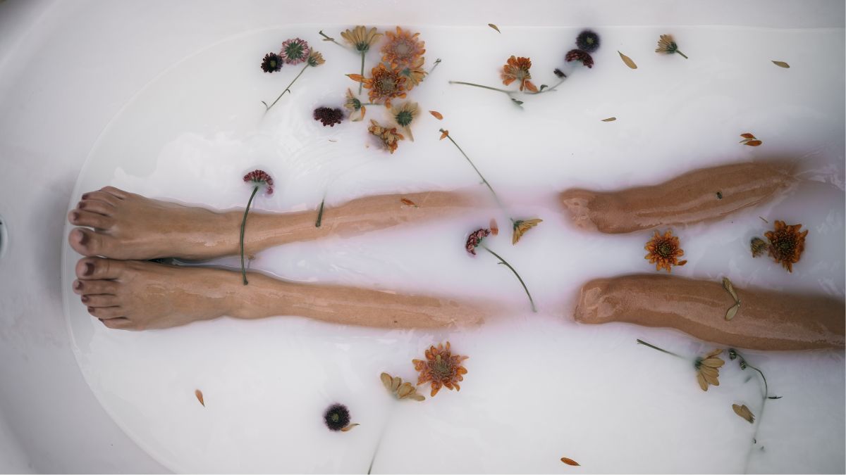 Bathing Rituals That Keep Skin Youthful Without Products