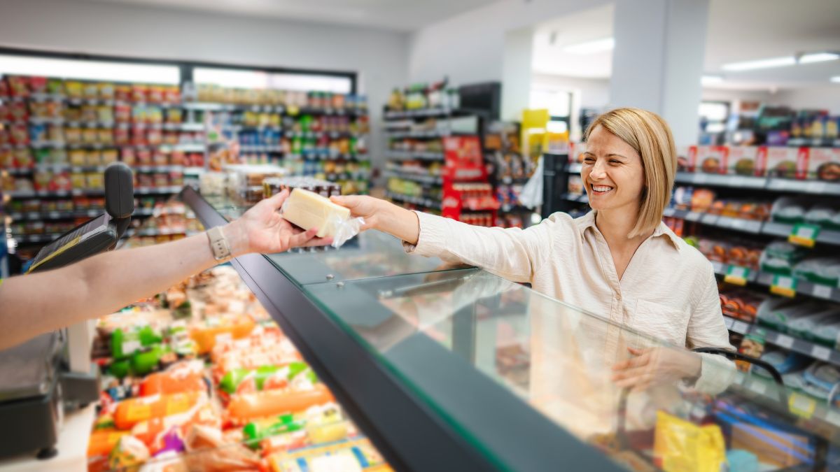 Embarrassing Mistakes You Make at the Grocery Store Checkout That Hold Up the Line