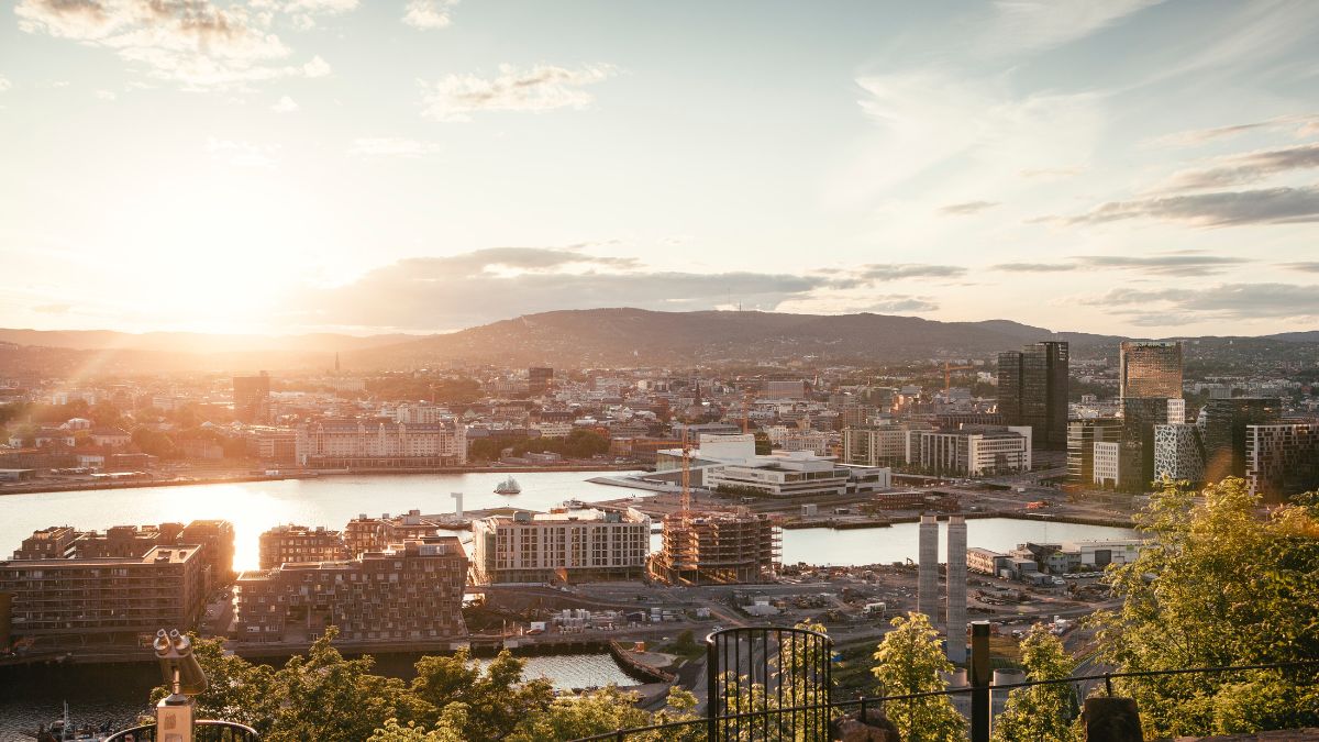 Meet the World’s Greenest City With Its Own Bee Highway and Pocket Parks