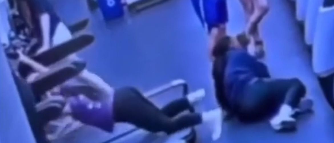 A Gym Treadmill Mishap Set Off a Hilarious Domino Effect That Sent Everyone Crashing to the Floor