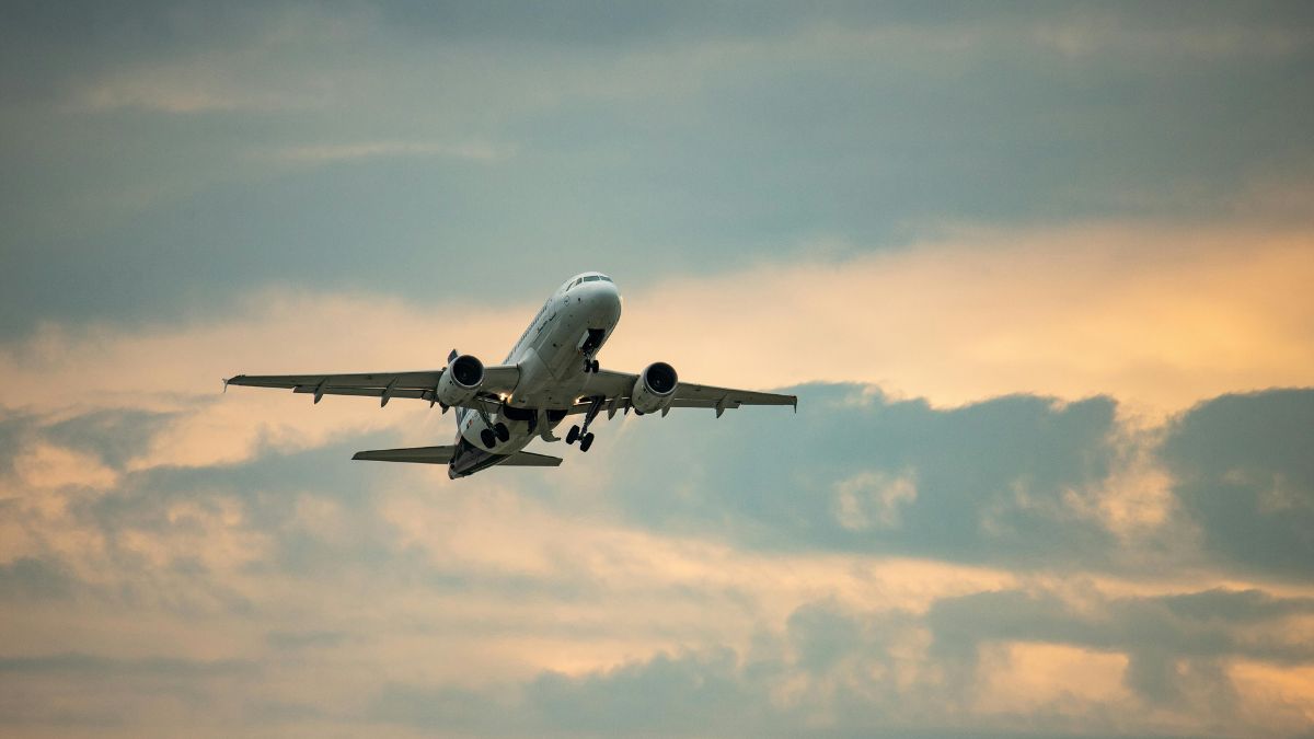 A Passenger in First Class Angers Fellow Travelers with a Loud Business Meeting