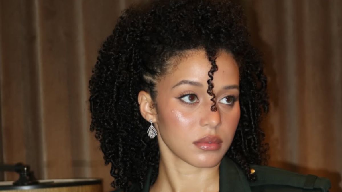 Chase Infiniti’s Custom Nude Mermaid Gown at the Actor Awards Is a Red Carpet Debut Worth Remembering