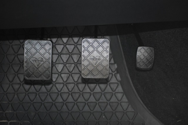 Car clutch pedals