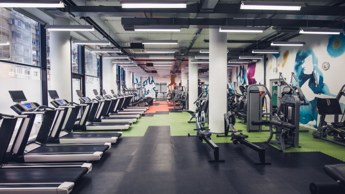 Hidden Tricks Luxury Gyms Use to Keep Members Coming Back