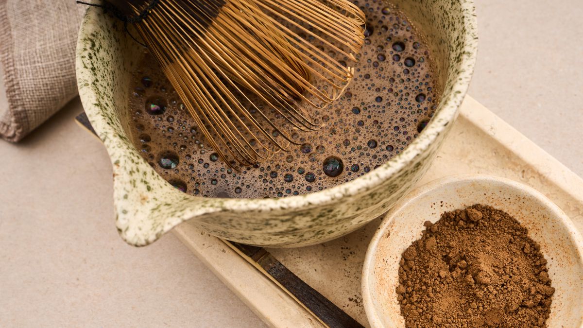 Hojicha Is Stealing the Spotlight from Matcha in Coffee Shops Everywhere