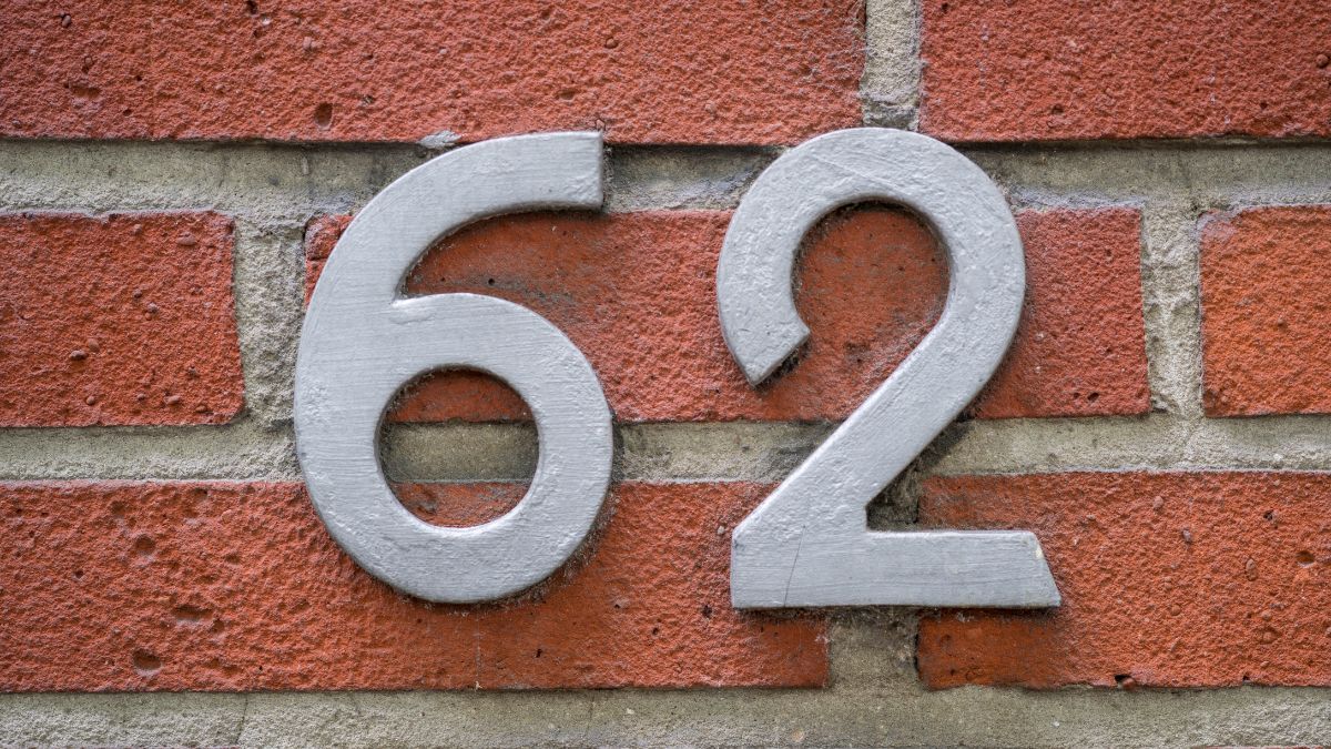 Hidden Ways Your Choice of House Numbers Is Affecting First Impressions