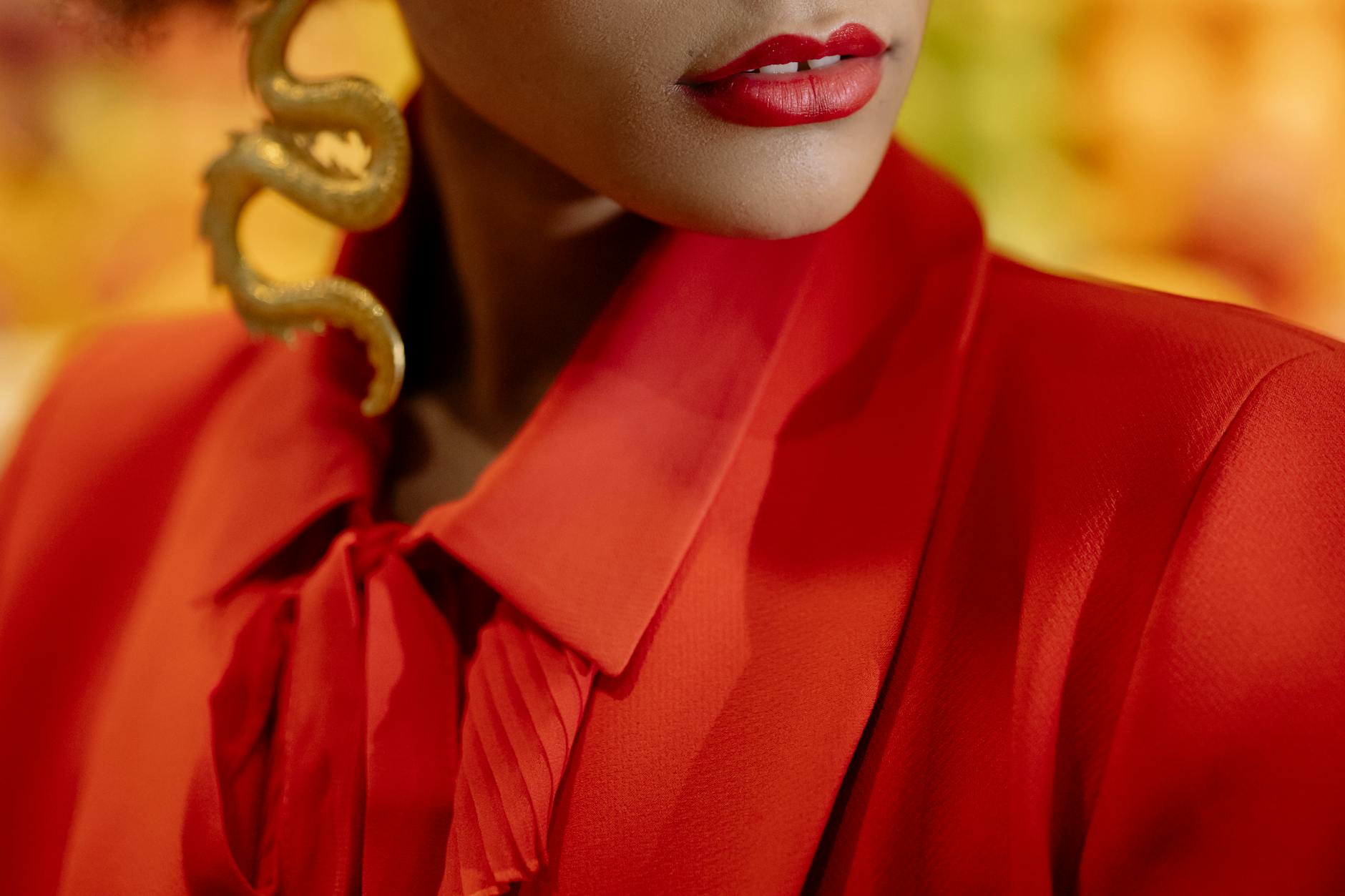 Statement Collar Fashion